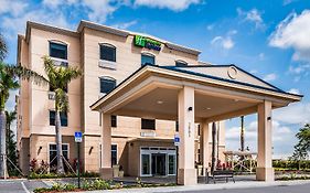 Holiday Inn Express & Suites Boynton Beach West Boynton Beach, Fl