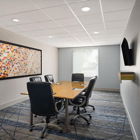 Holiday Inn Express & Suites Boynton Beach West By Ihg Exterior photo
