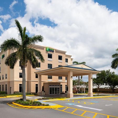 Holiday Inn Express & Suites Boynton Beach West By Ihg Exterior photo