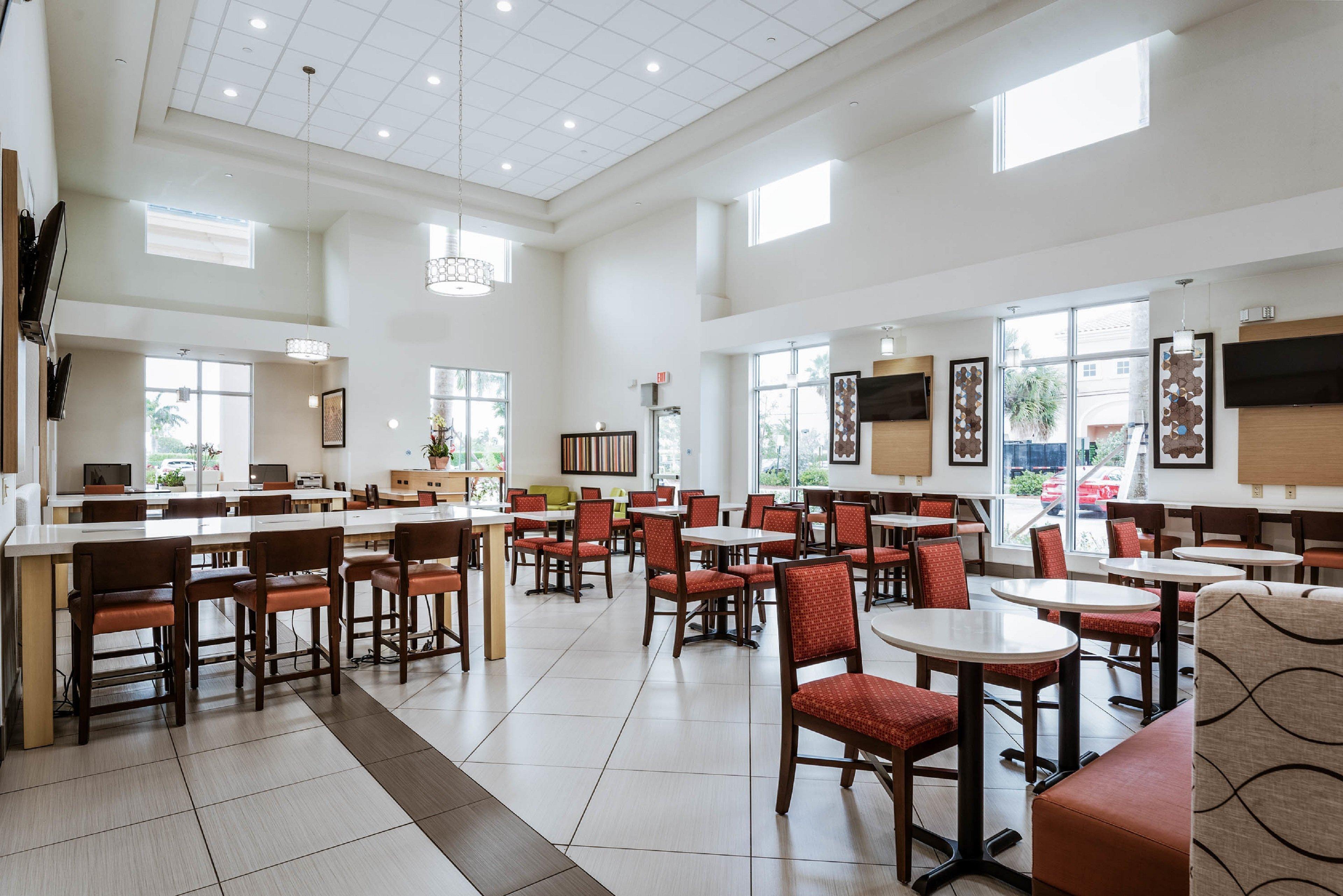 Holiday Inn Express & Suites Boynton Beach West By Ihg Exterior photo